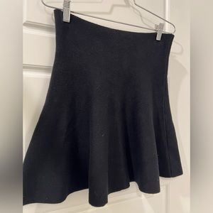 Black pleated mini skirt -high waisted and stretchy